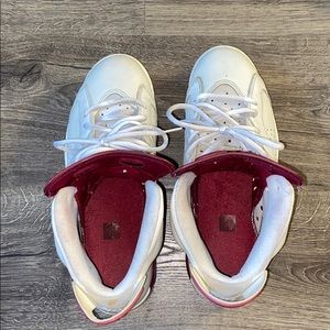 Jordan 6 ‘Maroon’